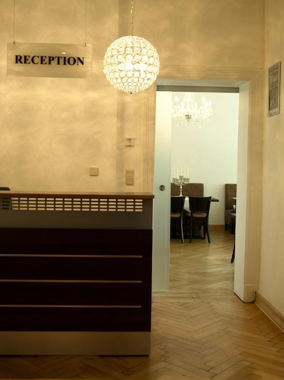 Hotel Garni Kleist Am Kurfuerstendamm Berlin Zewnętrze zdjęcie