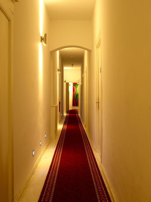 Hotel Garni Kleist Am Kurfuerstendamm Berlin Zewnętrze zdjęcie