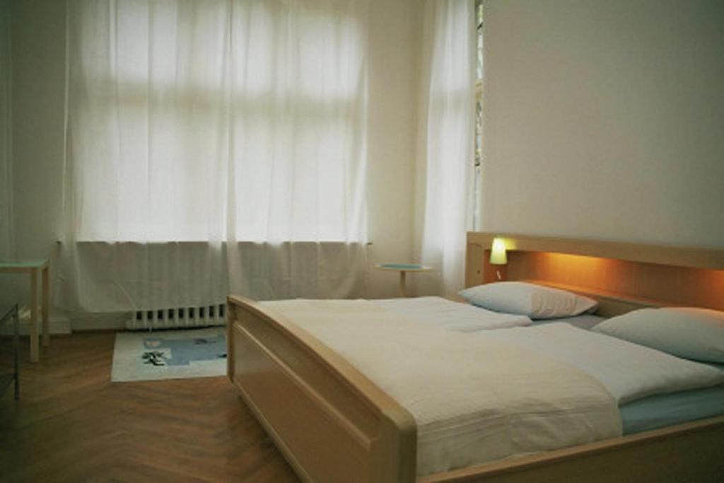 Hotel Garni Kleist Am Kurfuerstendamm Berlin Pokój zdjęcie